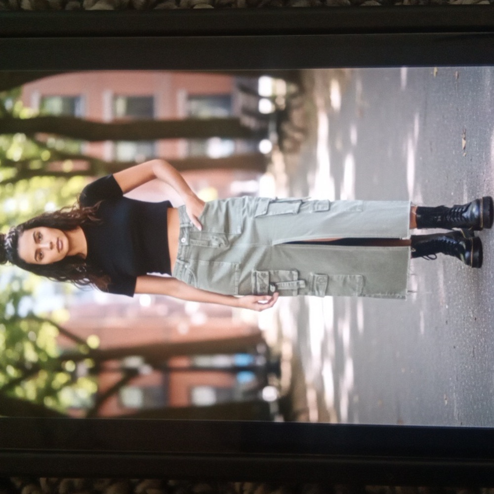 PacSun Olive Green Cargo Midi Skirt Utility Streetwear Flirty Womens Xs